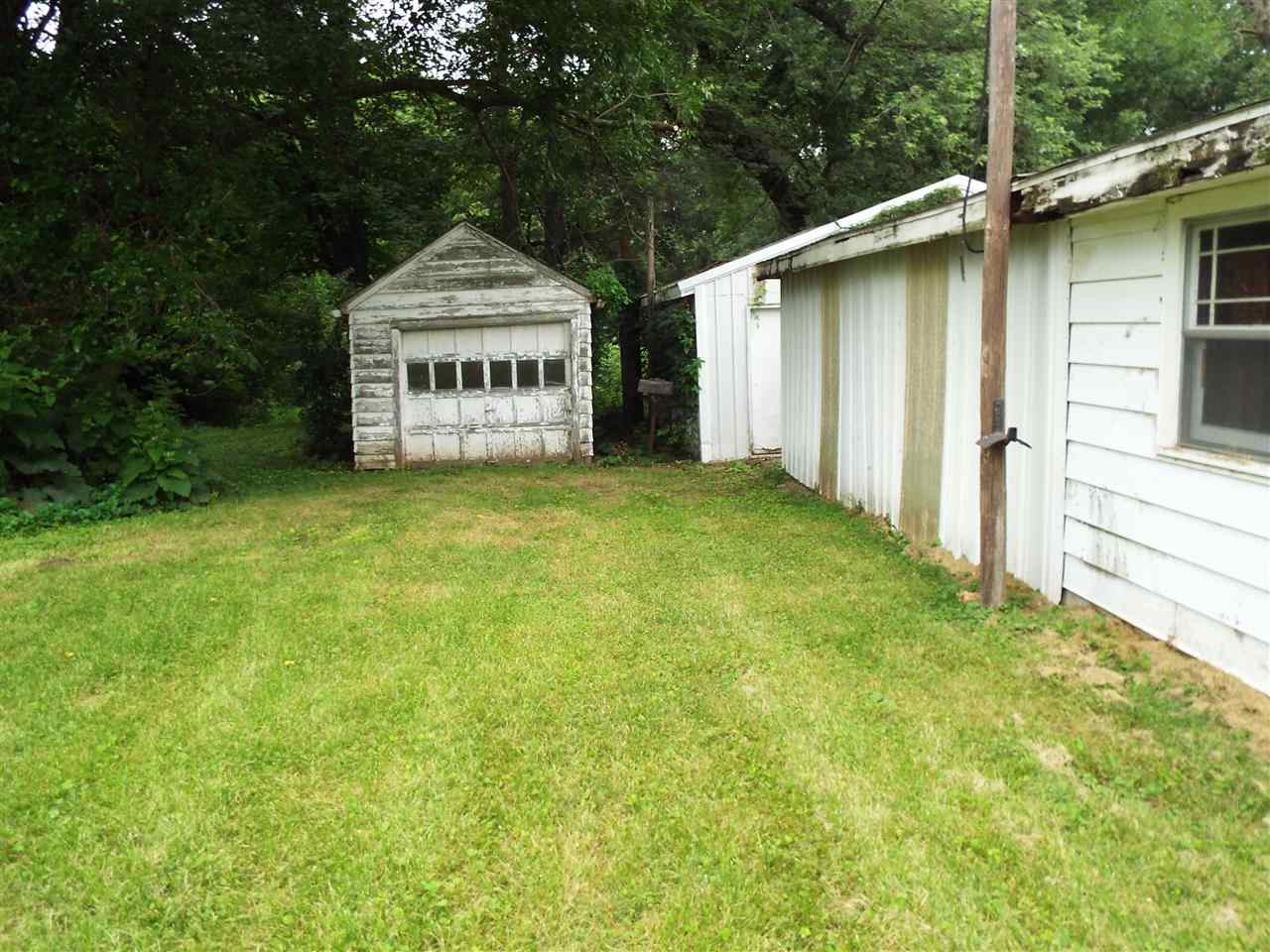 130 N Sparling Ave, Rensselaer, IN 47978 photo 9