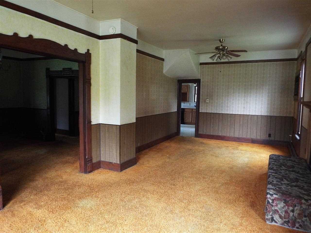 130 N Sparling Ave, Rensselaer, IN 47978 photo 4