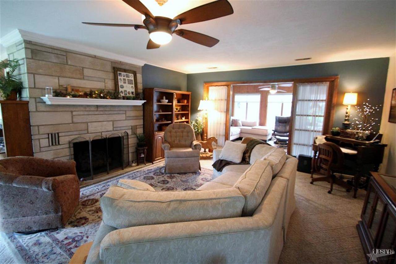 818 Orlando Dr, Fort Wayne, IN 46825 photo 17