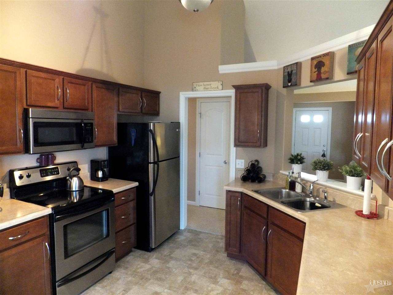 12329 Lanai Dr, Fort Wayne, IN 46818 photo 5