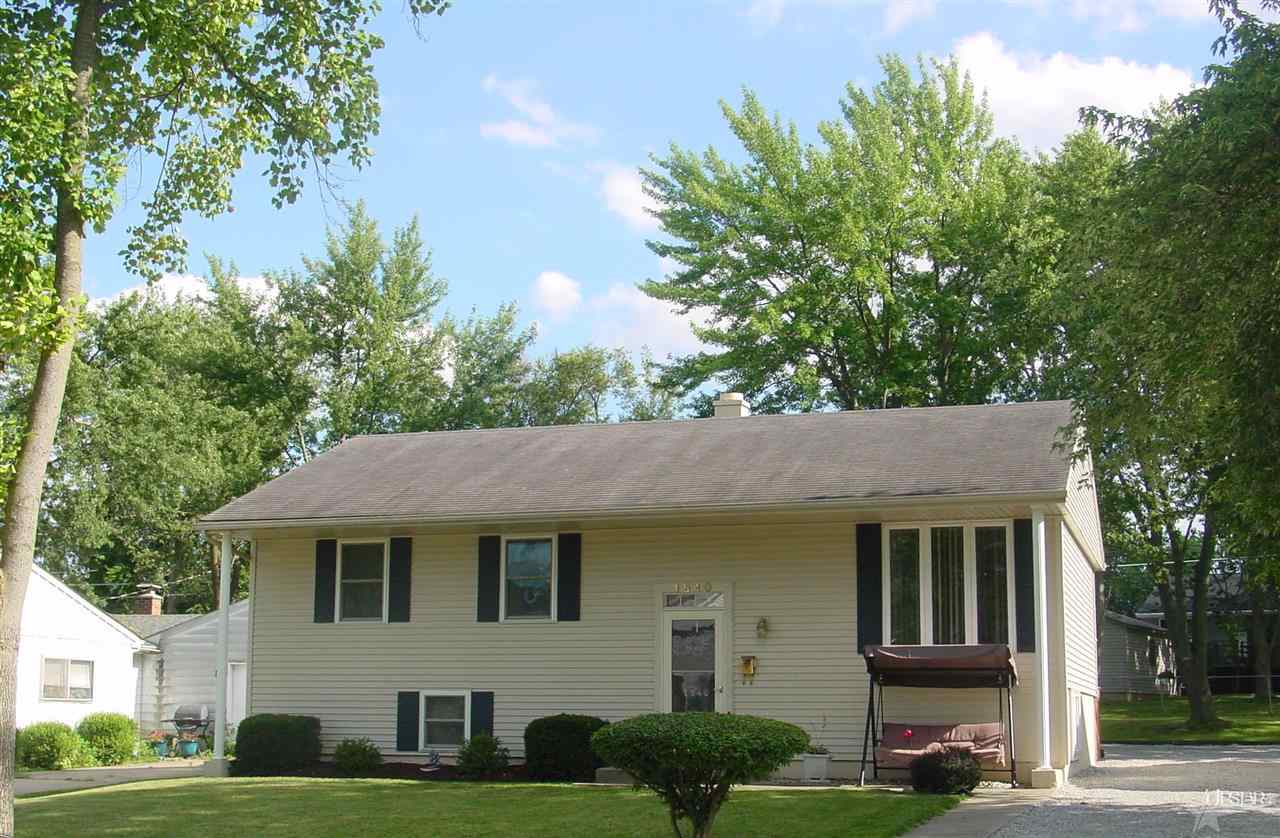 1540 Tulip Tree Rd, Fort Wayne, IN 46825 photo 1