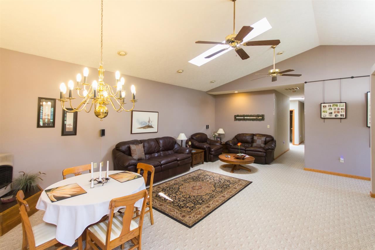 5662 E State Road 54, Bloomfield, IN 47424 photo 6