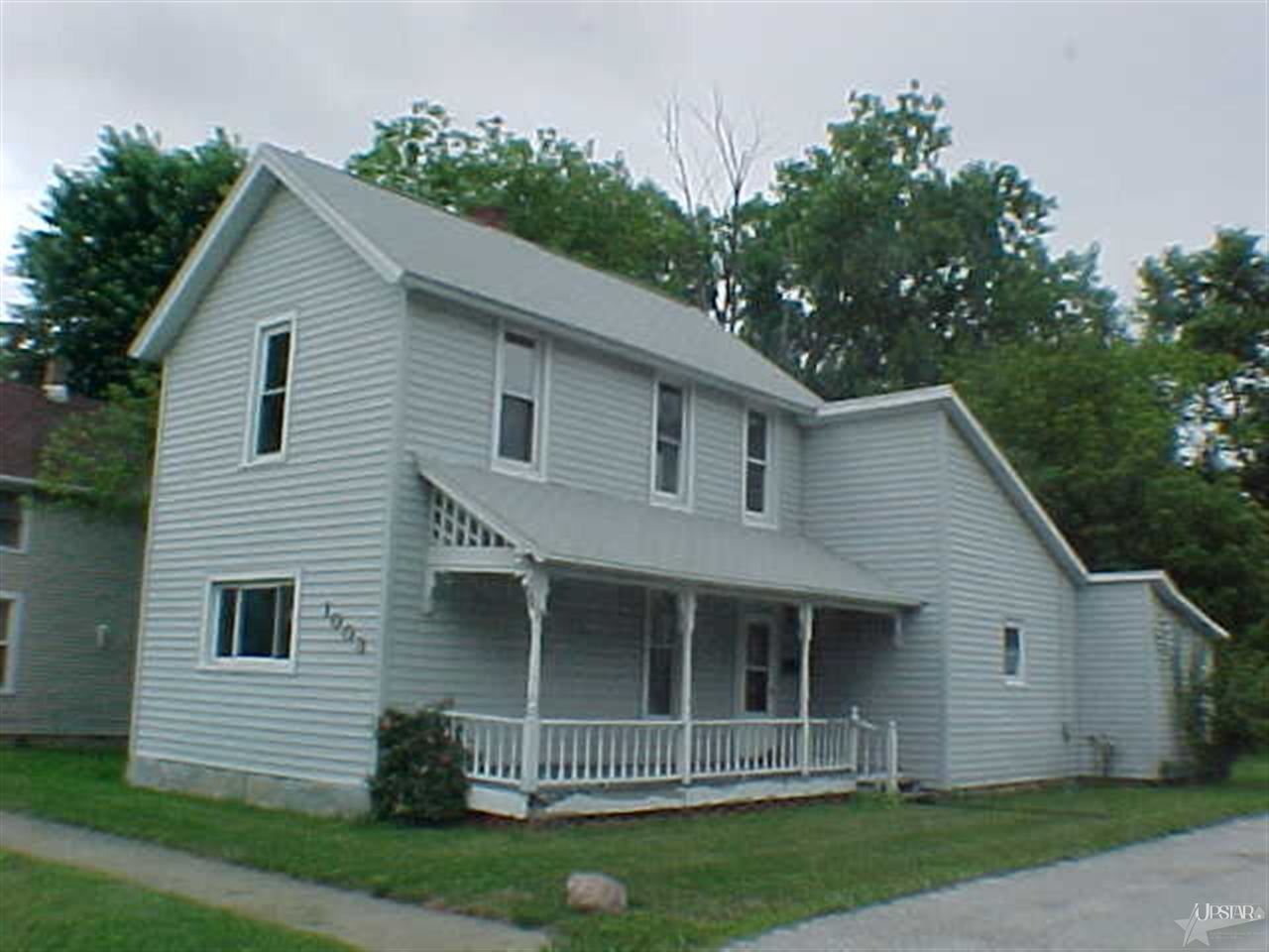 1003 Jackson St, Huntington, IN 46750 photo 1