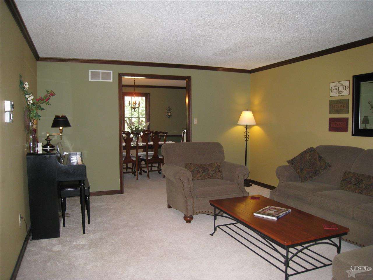 1925 Ransom Dr, Fort Wayne, IN 46845 photo 4