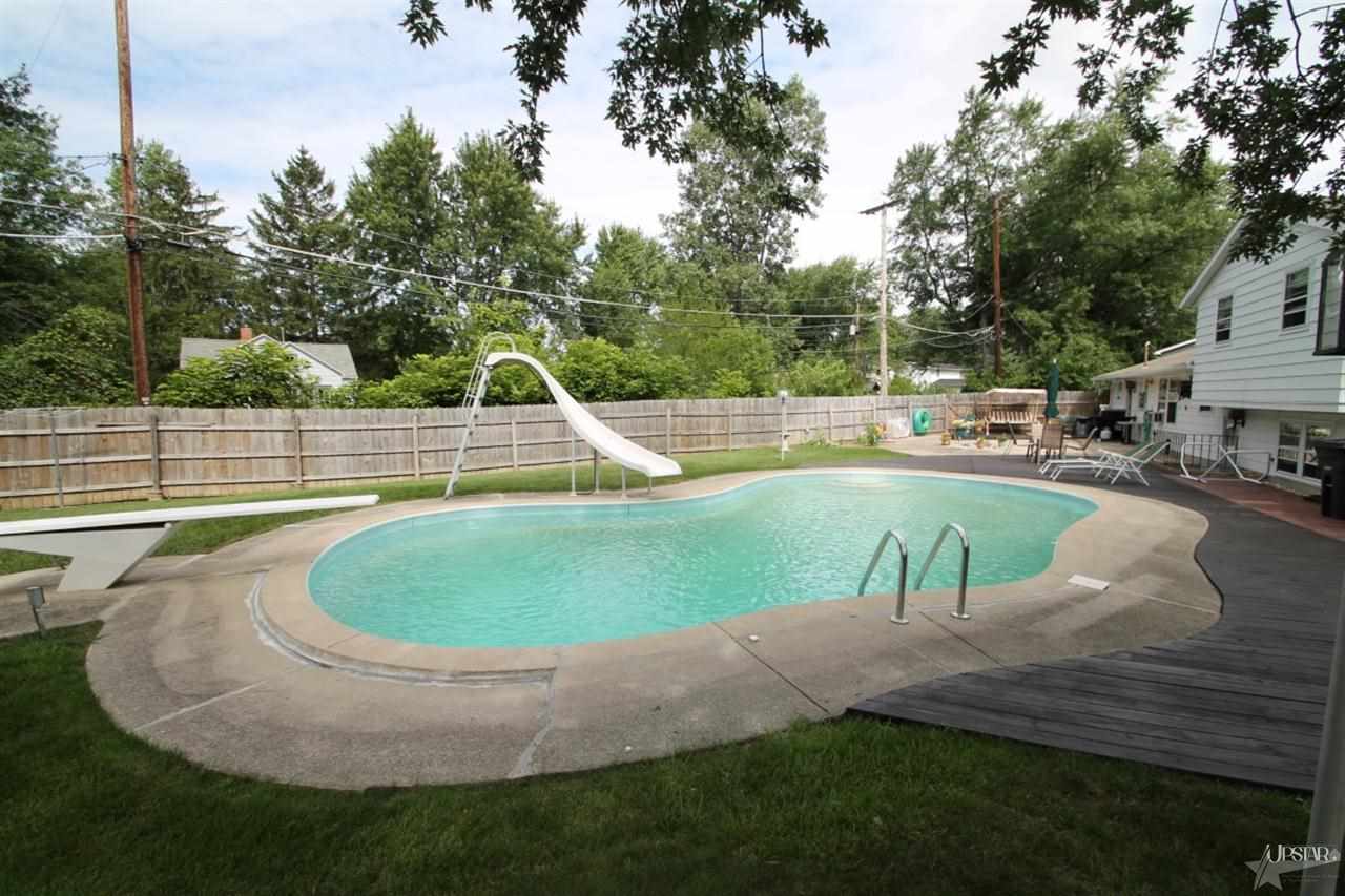 4902 Galway Dr, Fort Wayne, IN 46815 photo 3