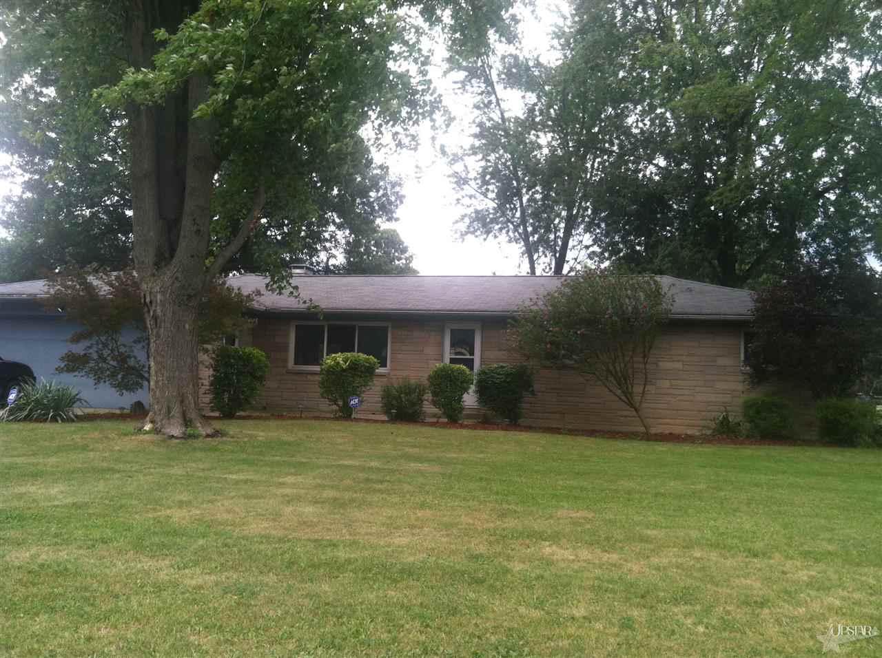 5004 Ashland Dr, Fort Wayne, IN 46835 photo 2