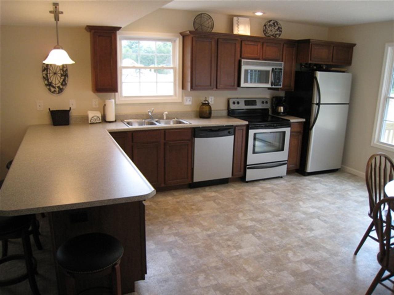 5923 N Ajuga Ct, Ellettsville, IN 47429 photo 2