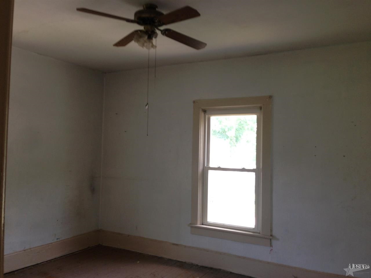 109 College St, Ligonier, IN 46767 photo 13