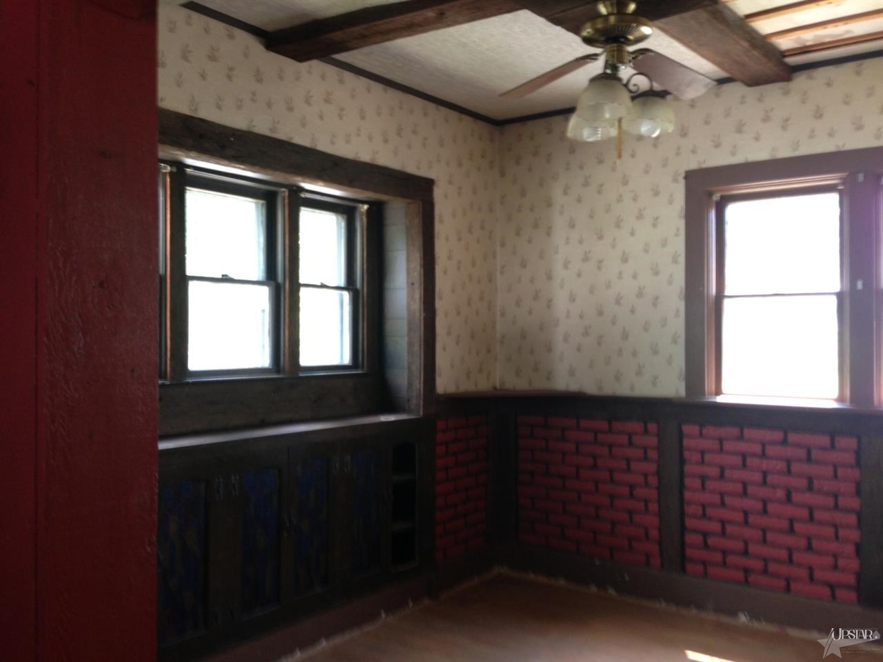 109 College St, Ligonier, IN 46767 photo 10