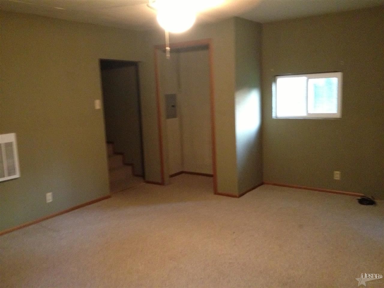 527 W Central Ave, Bluffton, IN 46714 photo 11