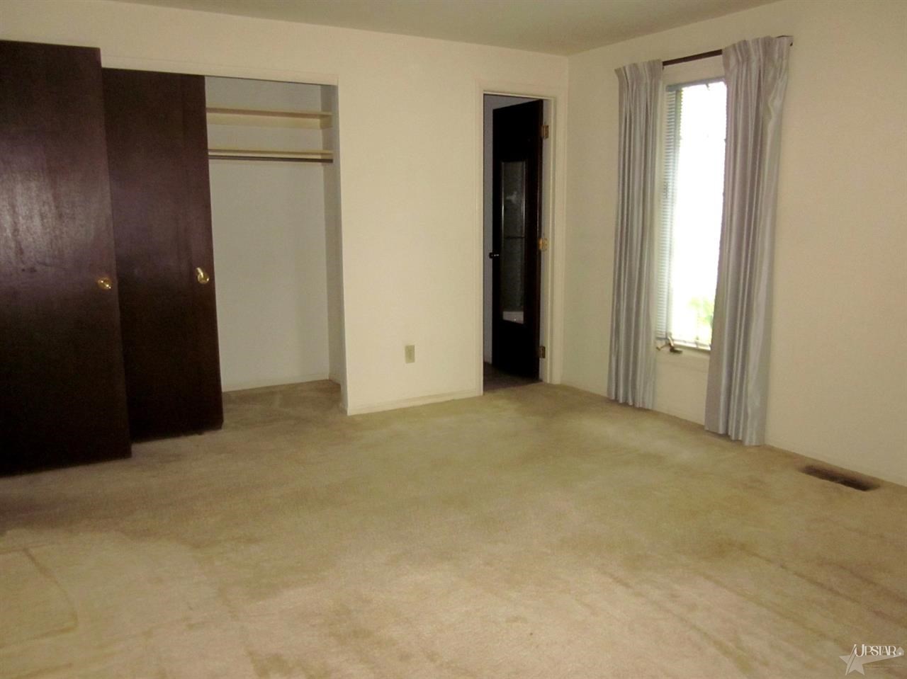 2011 Skyhawk Dr, Fort Wayne, IN 46815 photo 17