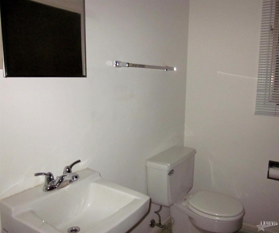 2011 Skyhawk Dr, Fort Wayne, IN 46815 photo 8