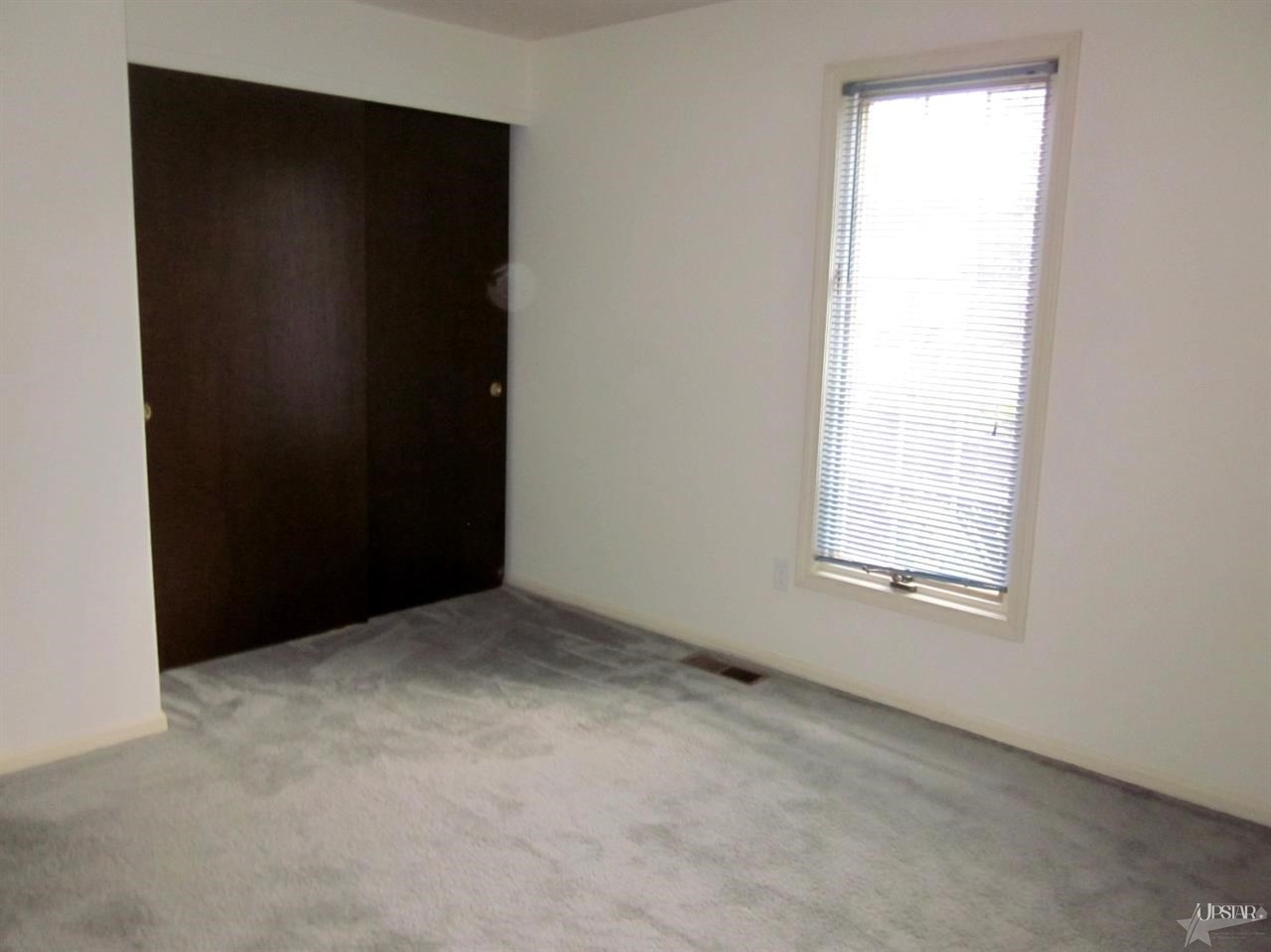 2011 Skyhawk Dr, Fort Wayne, IN 46815 photo 19