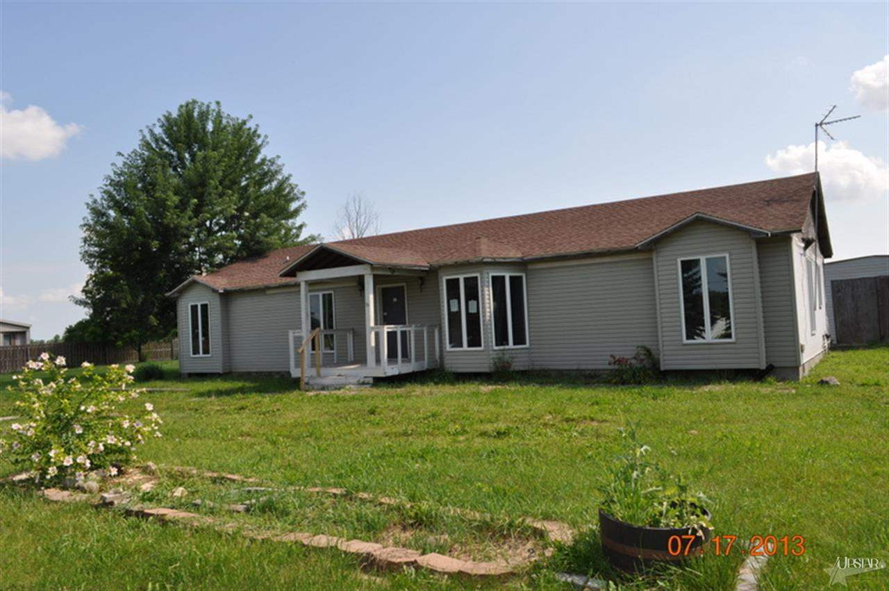 7223 State Road 8, Butler, IN 46721 photo 1