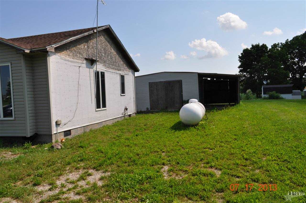 7223 State Road 8, Butler, IN 46721 photo 2