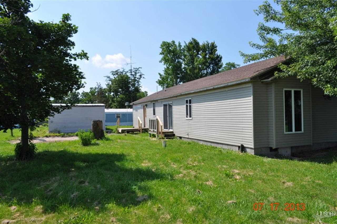7223 State Road 8, Butler, IN 46721 photo 3