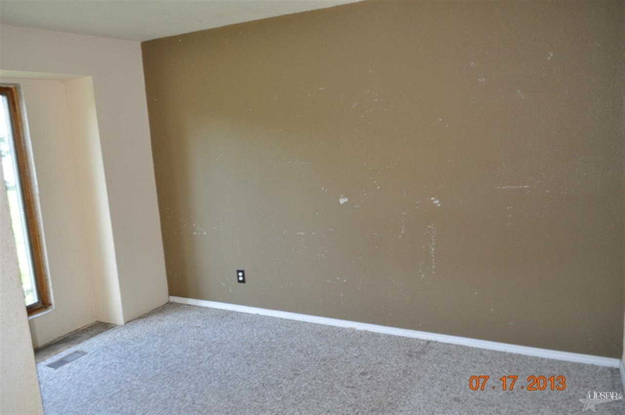 7223 State Road 8, Butler, IN 46721 photo 17