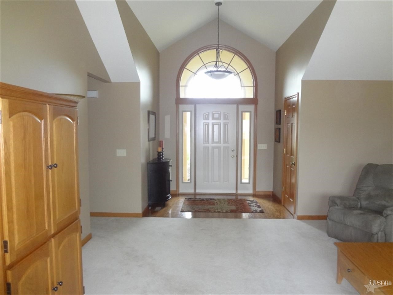 1314 Bluff Pointe Way, Fort Wayne, IN 46845 photo 2