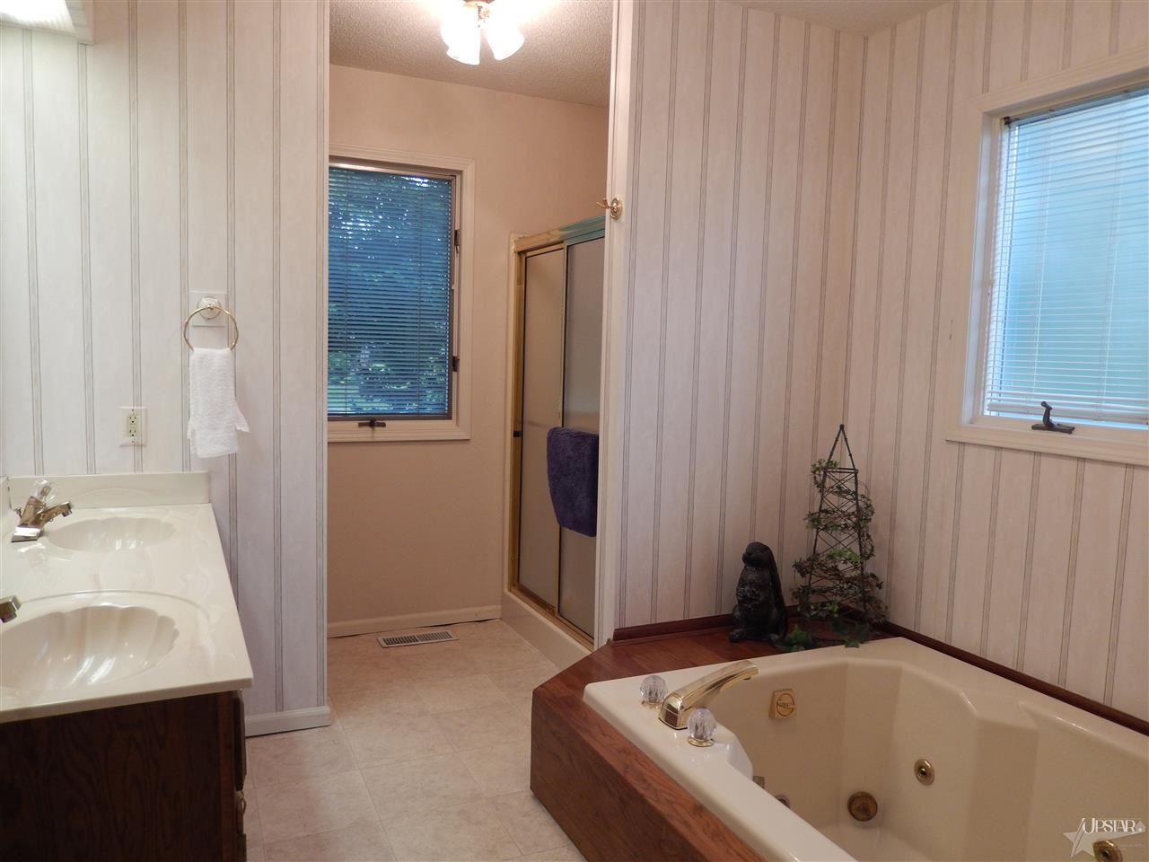 1235 Timberlake Trl, Fort Wayne, IN 46804 photo 15