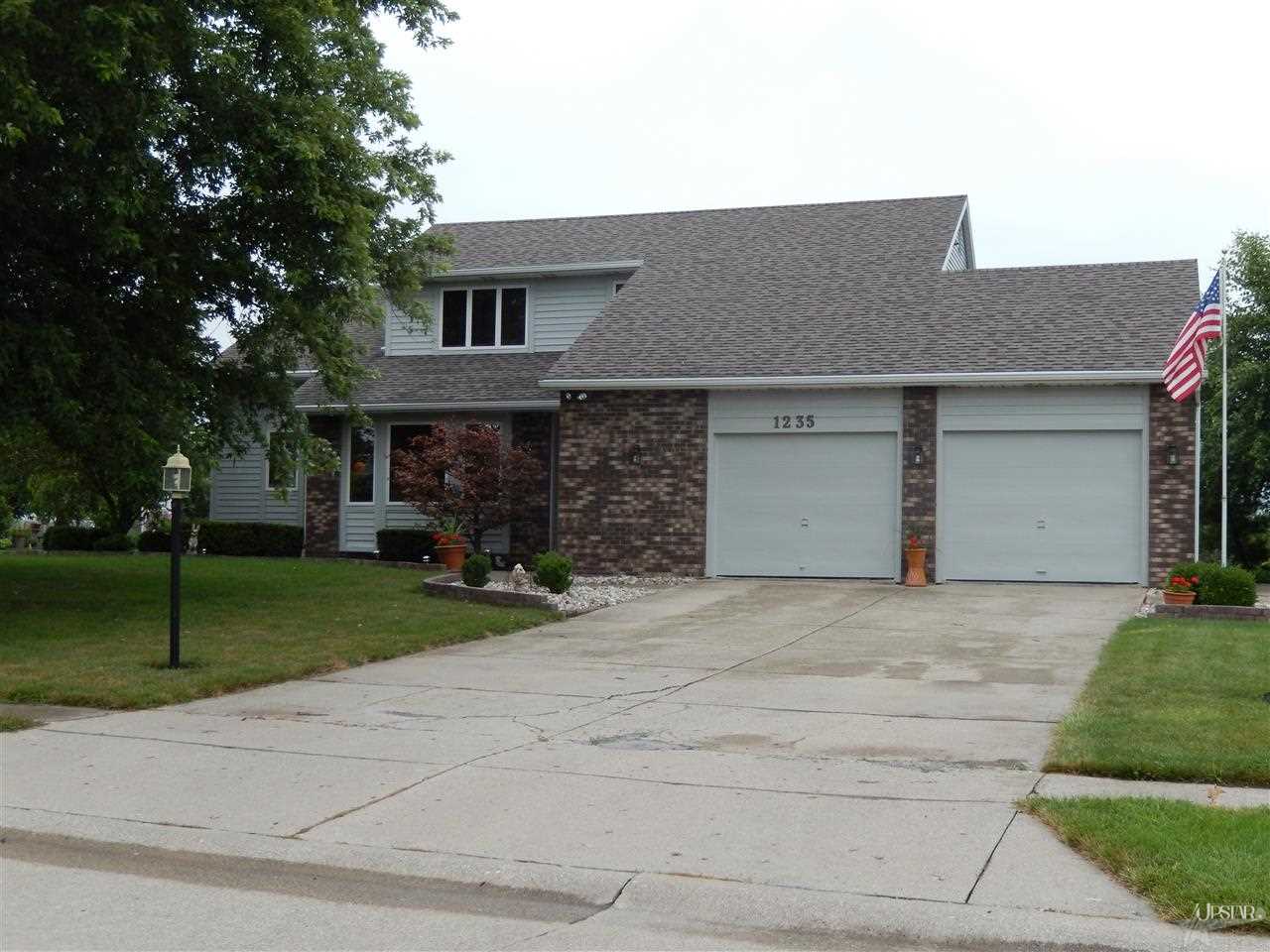 1235 Timberlake Trl, Fort Wayne, IN 46804 photo 1