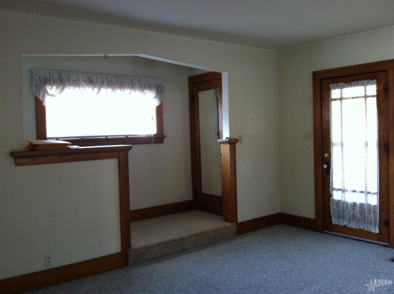 1639 Hinton Dr, Fort Wayne, IN 46808 photo 8