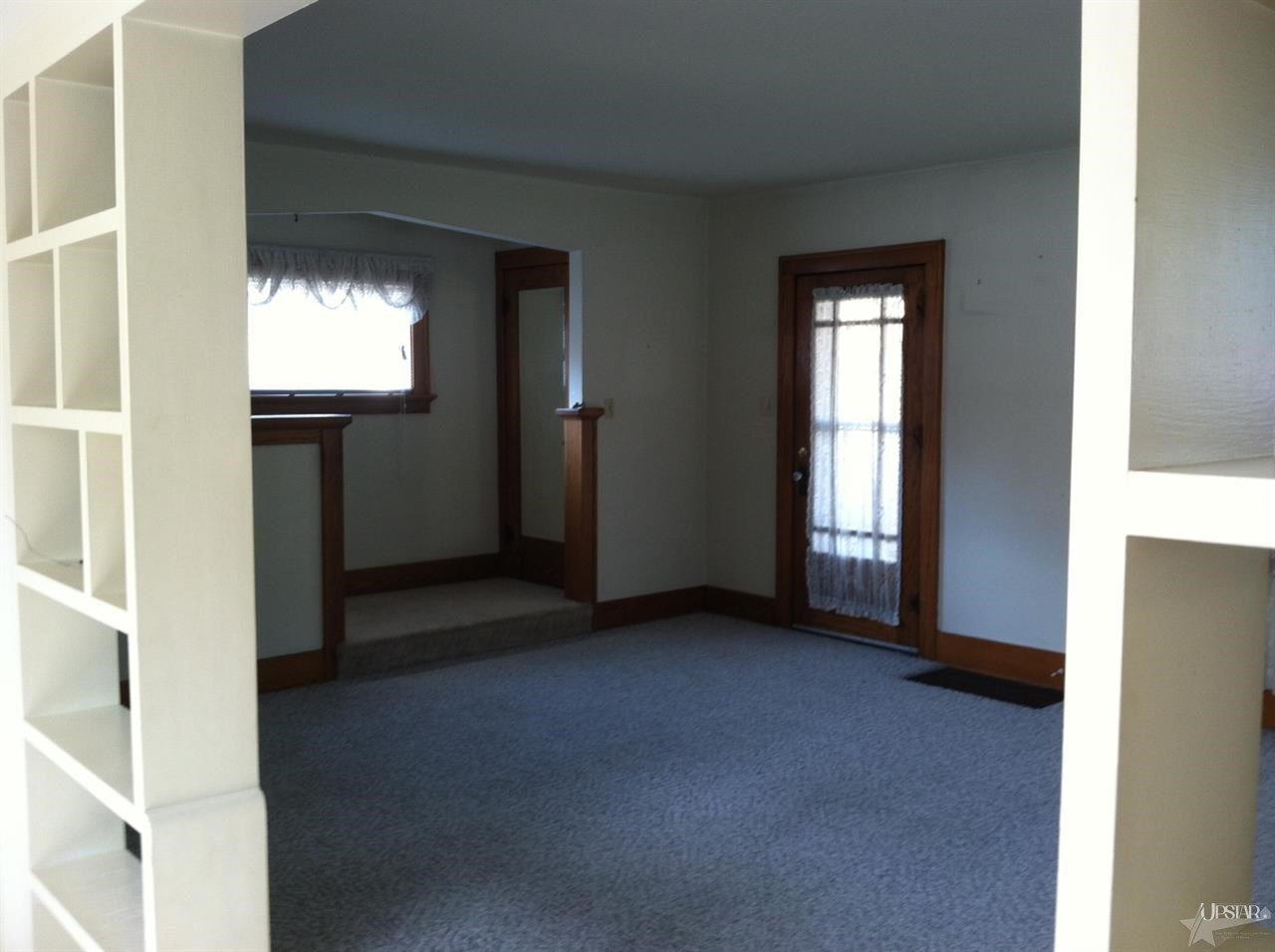 1639 Hinton Dr, Fort Wayne, IN 46808 photo 7