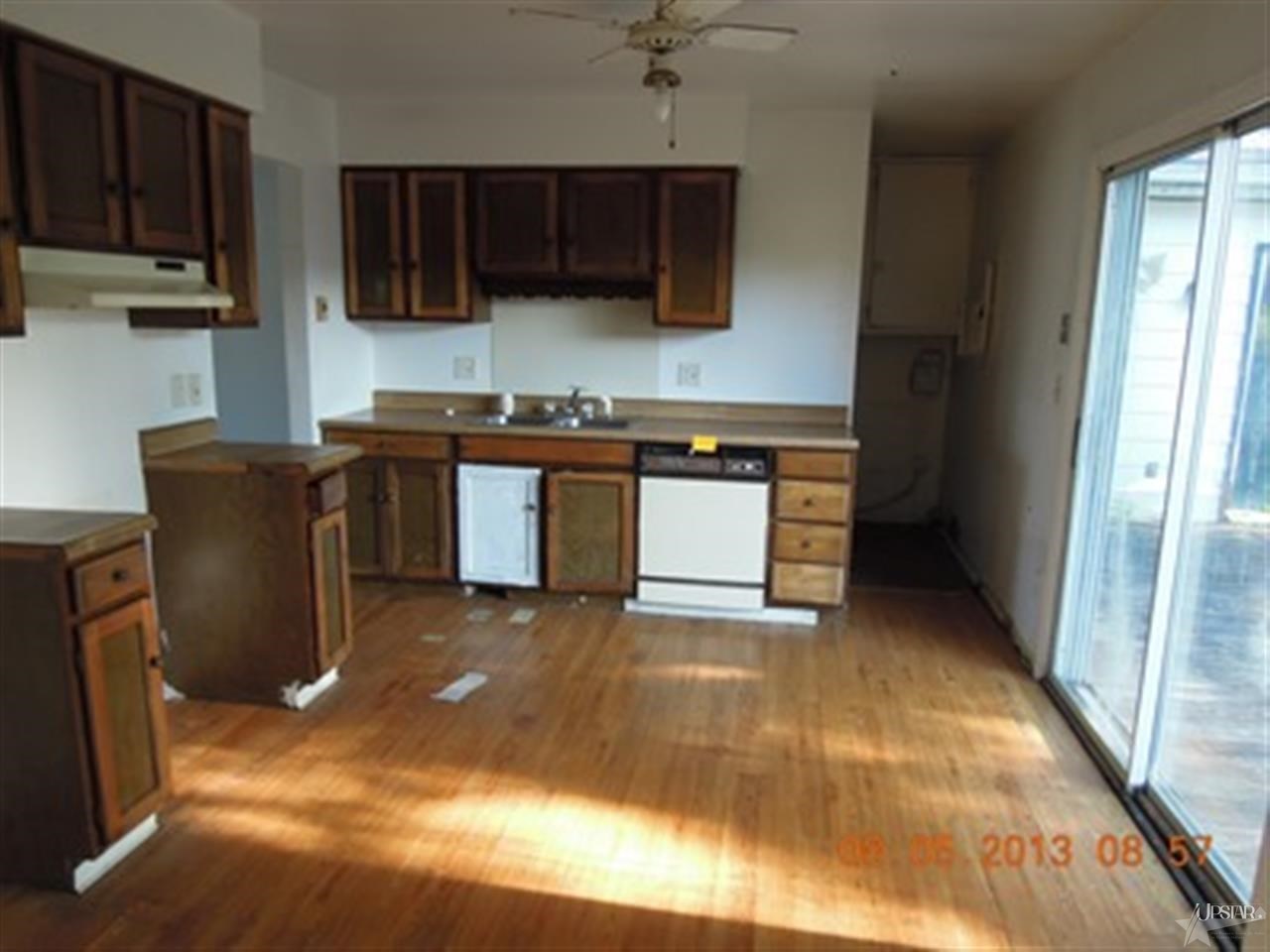 6215 Salisbury Dr, Fort Wayne, IN 46816 photo 4
