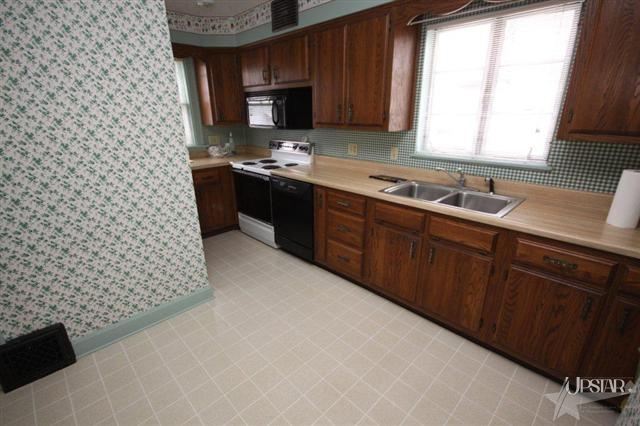 2411 Florida Dr, Fort Wayne, IN 46805 photo 6