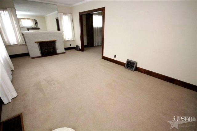 2411 Florida Dr, Fort Wayne, IN 46805 photo 3