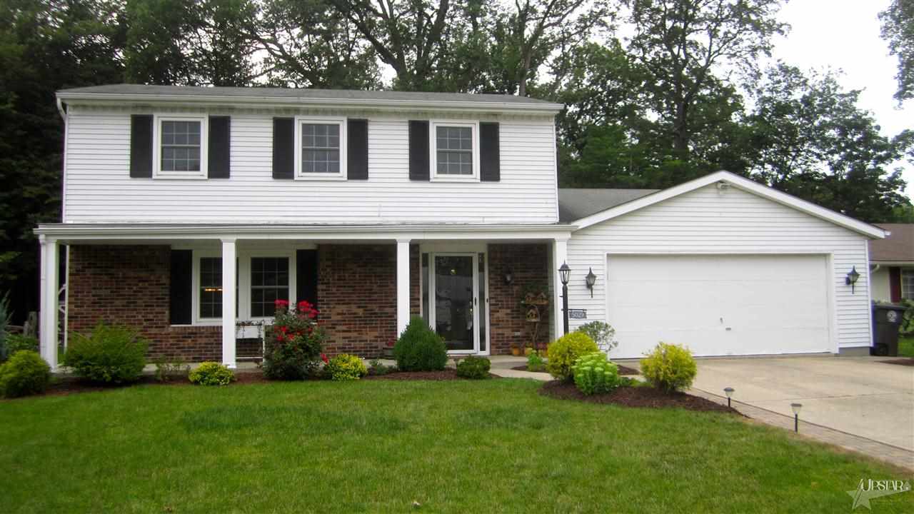 5029 Blum Dr, Fort Wayne, IN 46835 photo 1