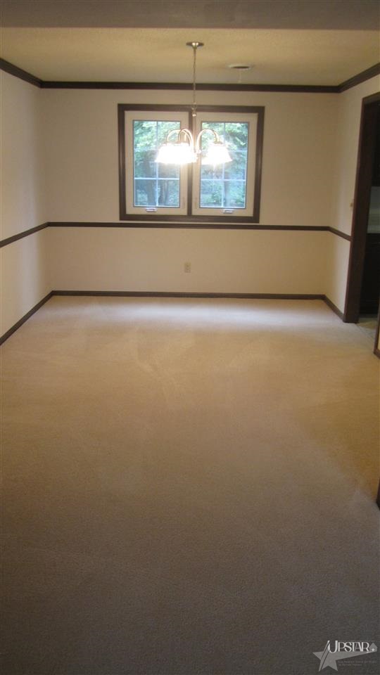 5029 Blum Dr, Fort Wayne, IN 46835 photo 9