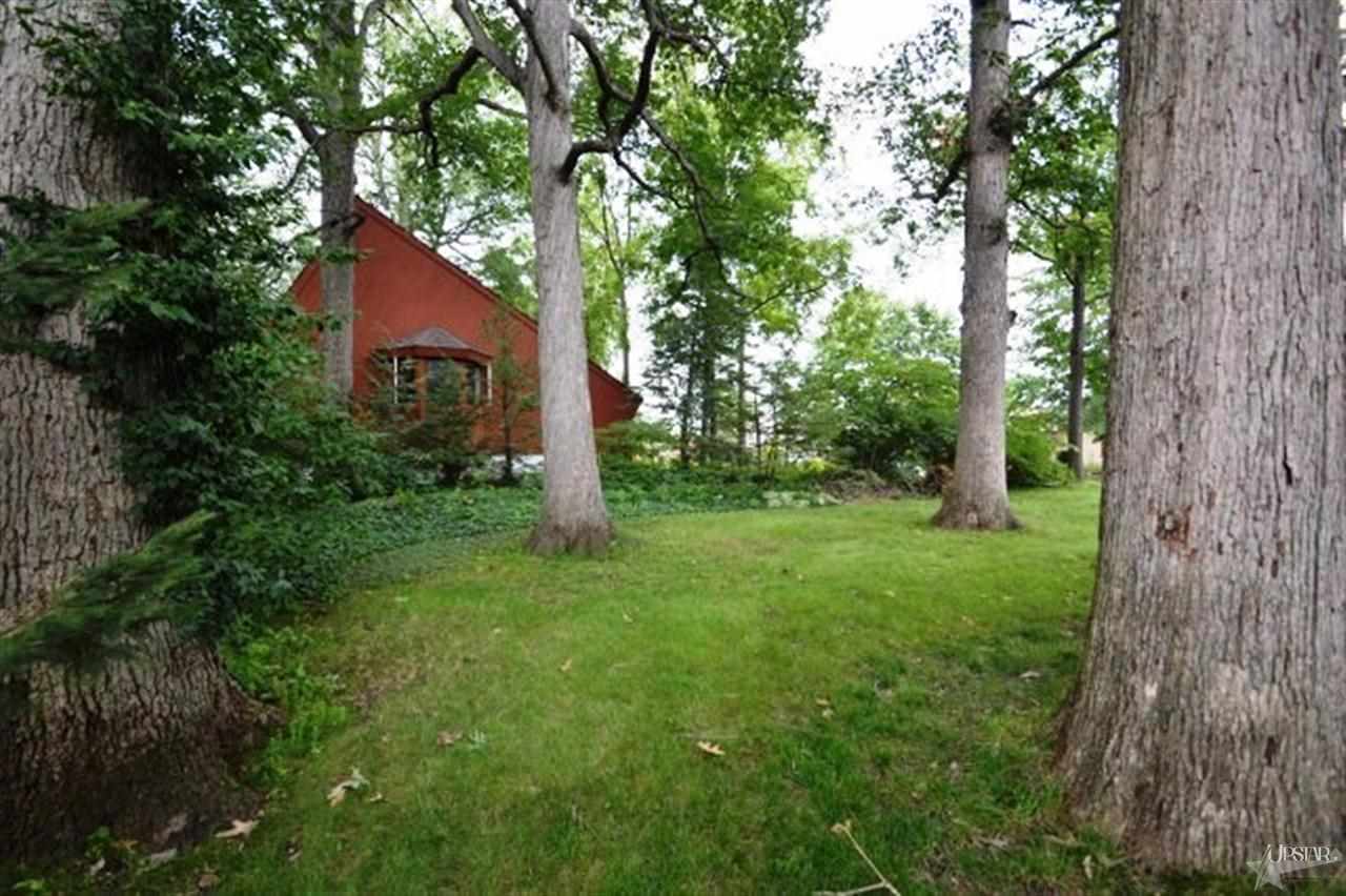 9608 Woodstream Dr, Fort Wayne, IN 46804 photo 7