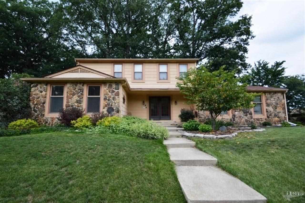 9608 Woodstream Dr, Fort Wayne, IN 46804 photo 1