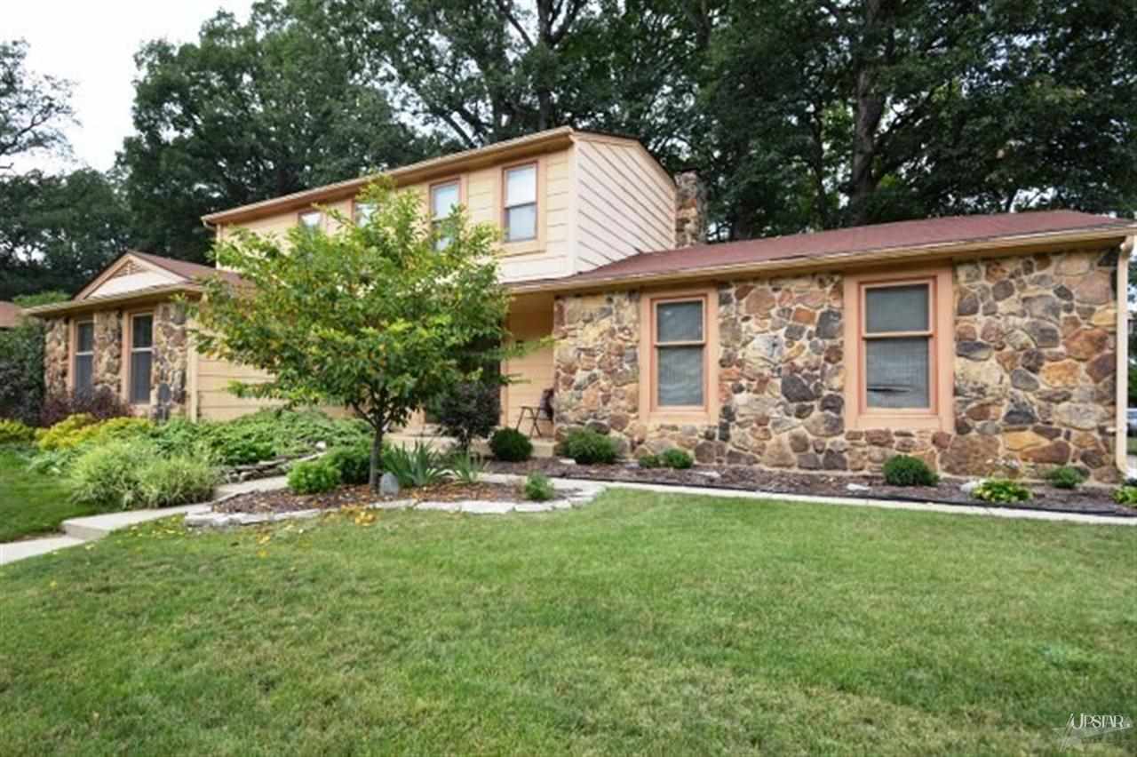 9608 Woodstream Dr, Fort Wayne, IN 46804 photo 4