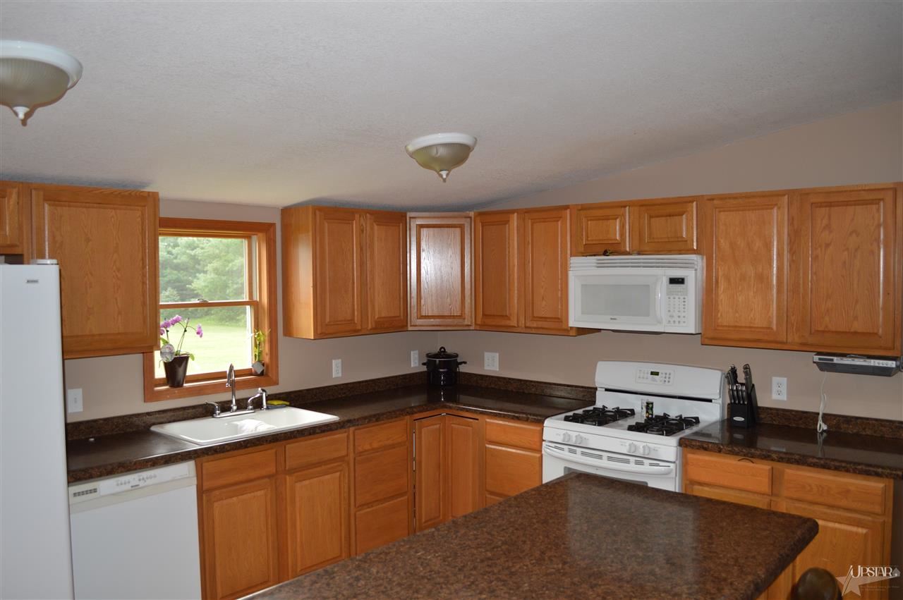 13702 Johnson Rd, Fort Wayne, IN 46818 photo 8