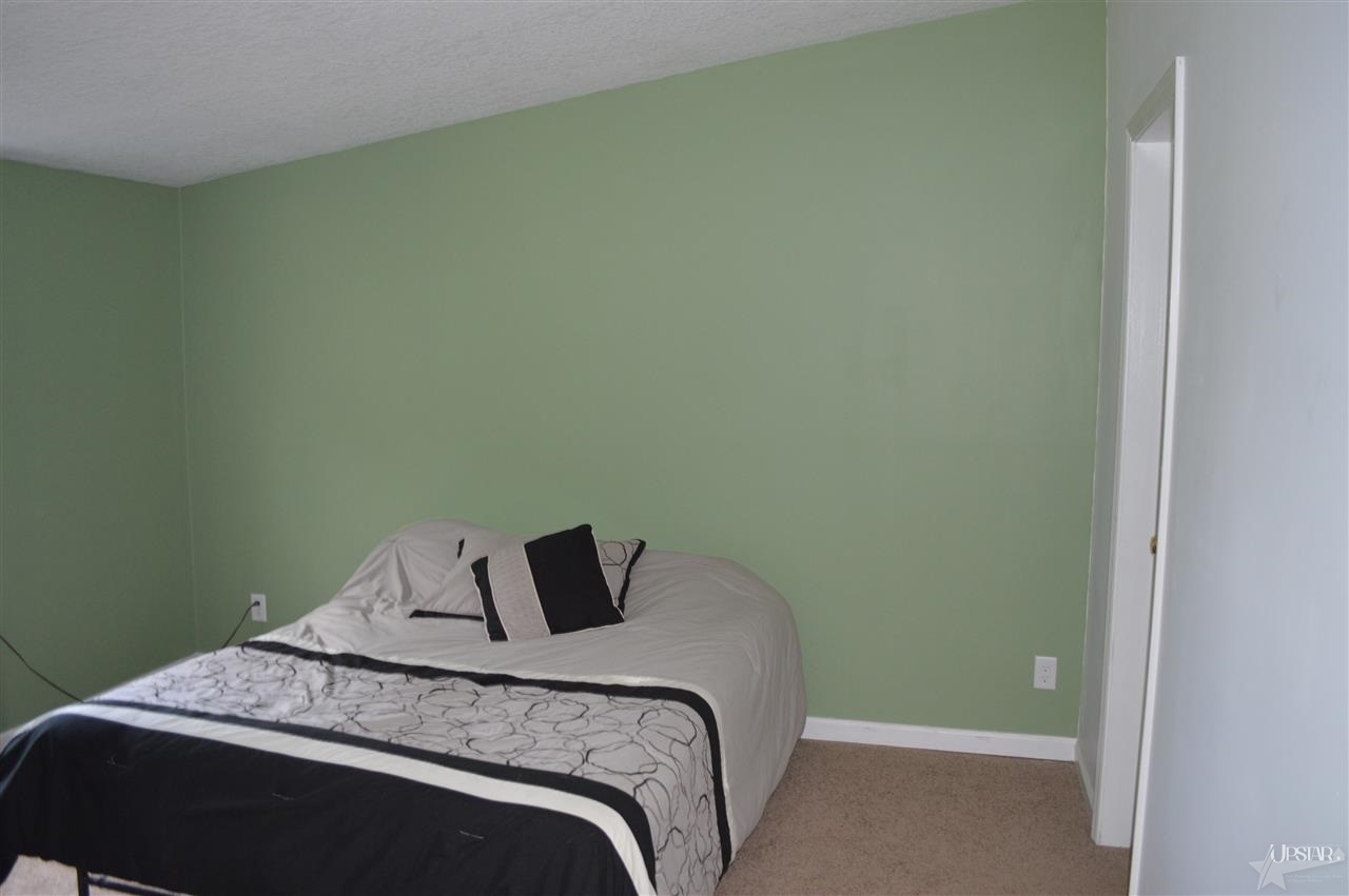 13702 Johnson Rd, Fort Wayne, IN 46818 photo 9