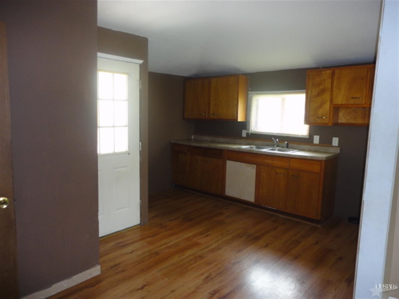 863 N Market St, Andrews, IN 46702 photo 4
