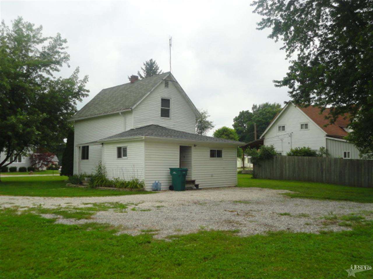 863 N Market St, Andrews, IN 46702 photo 10