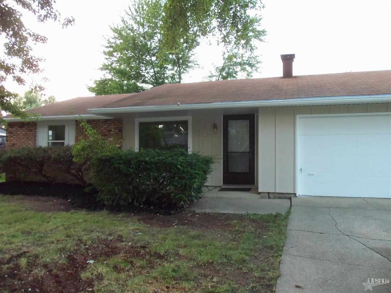 935 Cherry Blossom Ln, Fort Wayne, IN 46825 photo 6