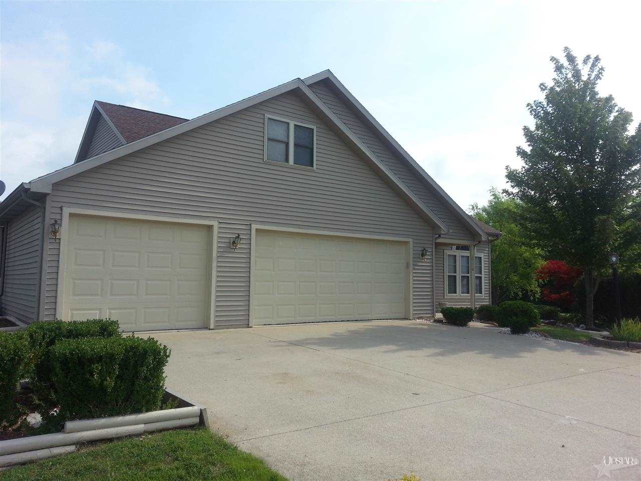 10118 Unita Dr, Fort Wayne, IN 46804 photo 1