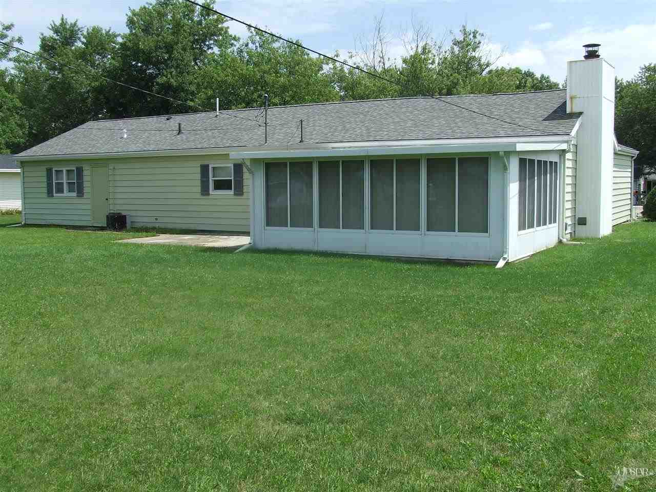 29 Cloverleaf Dr, Wabash, IN 46992 photo 4