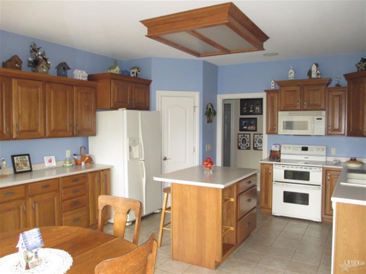 1828 Worthington Dr, Fort Wayne, IN 46845 photo 13