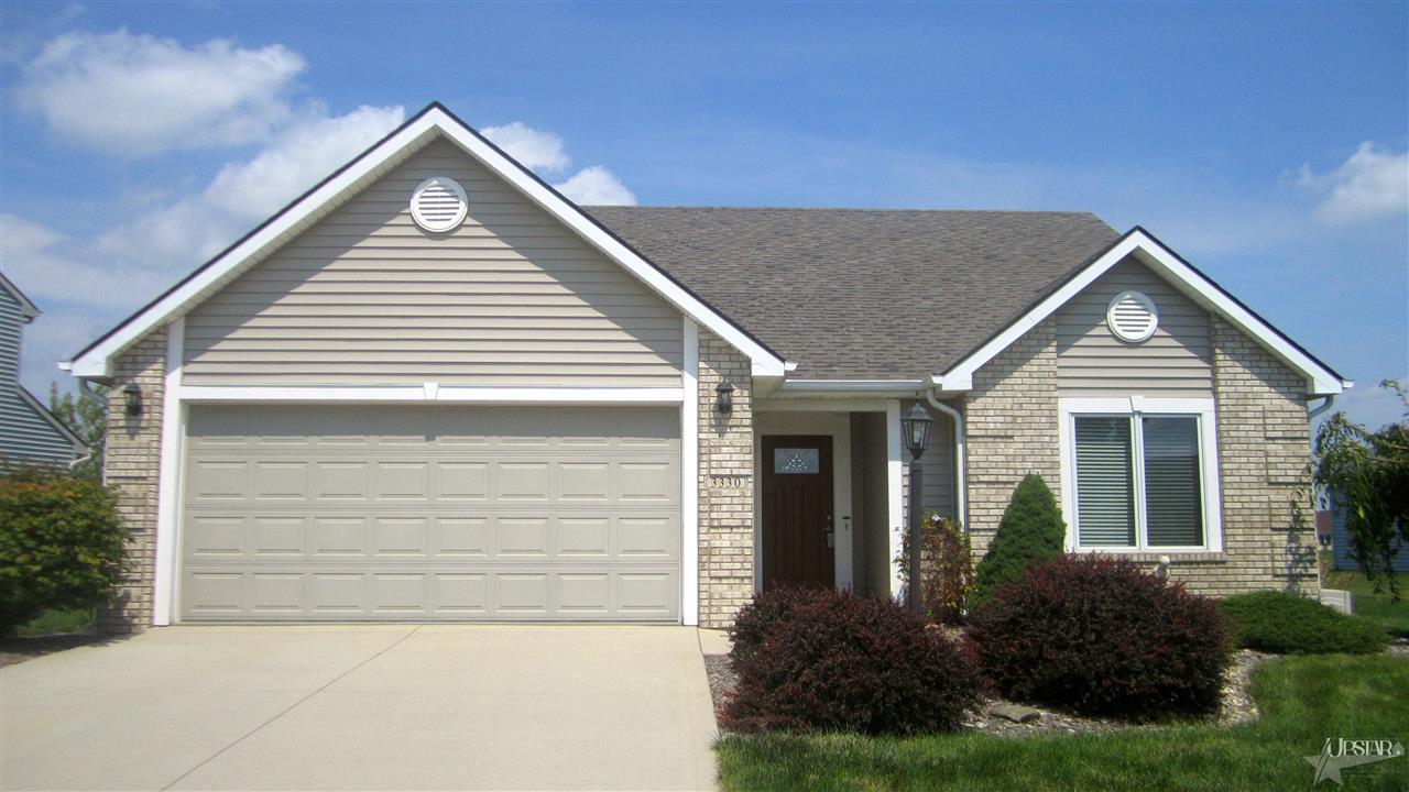 3330 Troutwood Dr, Fort Wayne, IN 46818 photo 1