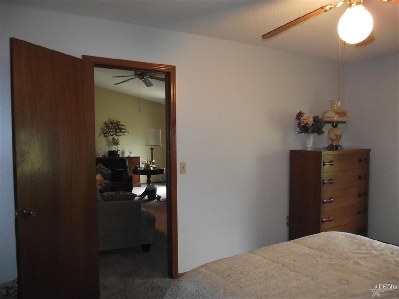 514 Larch Ln, Fort Wayne, IN 46825 photo 18