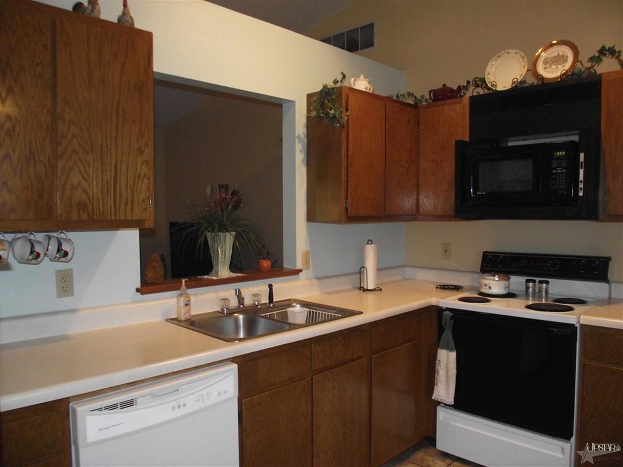 514 Larch Ln, Fort Wayne, IN 46825 photo 5