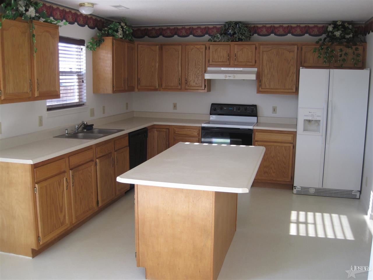 7921 Claridge Pl, Fort Wayne, IN 46825 photo 9