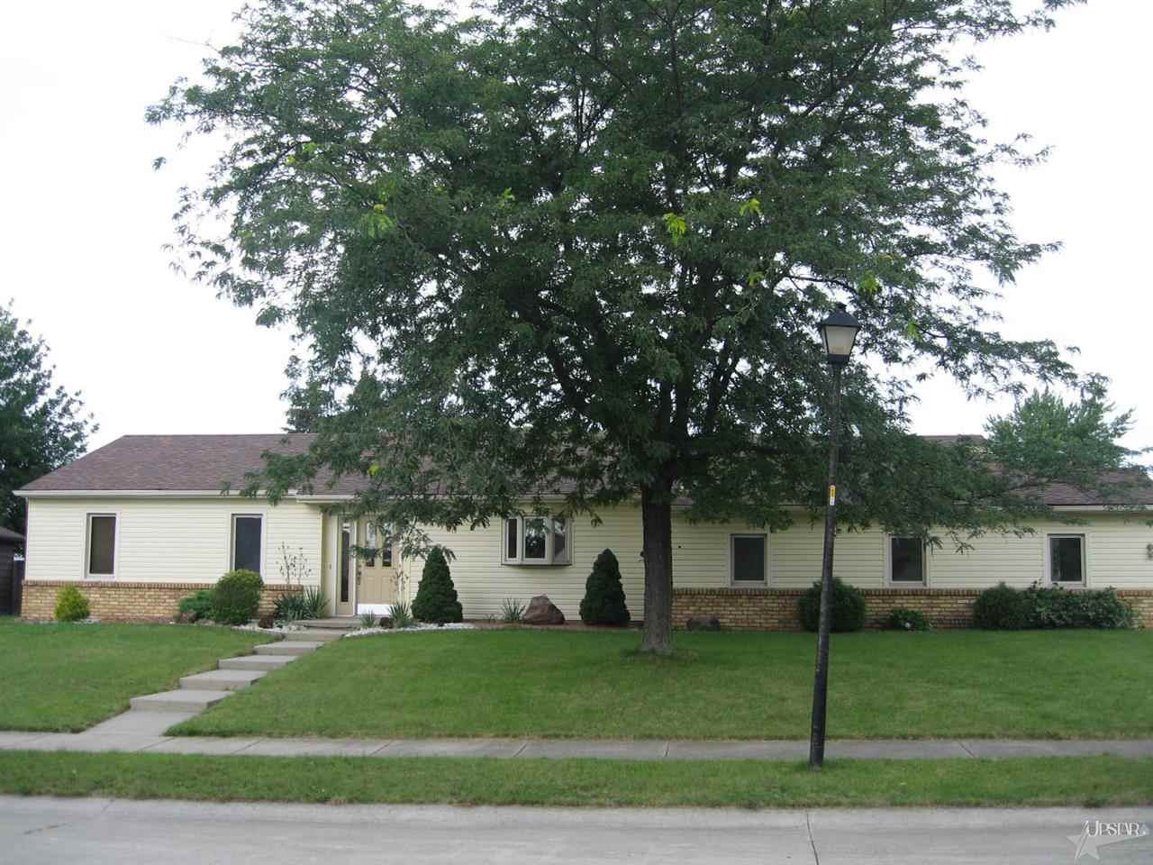 5733 Millbridge Ct, Fort Wayne, IN 46825 photo 1