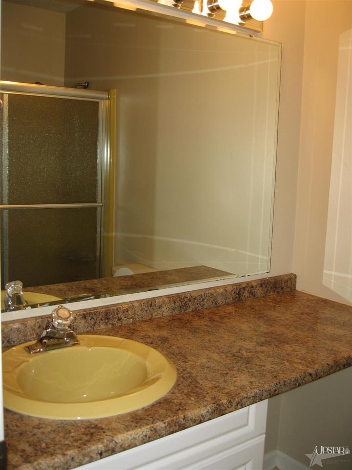 5733 Millbridge Ct, Fort Wayne, IN 46825 photo 9