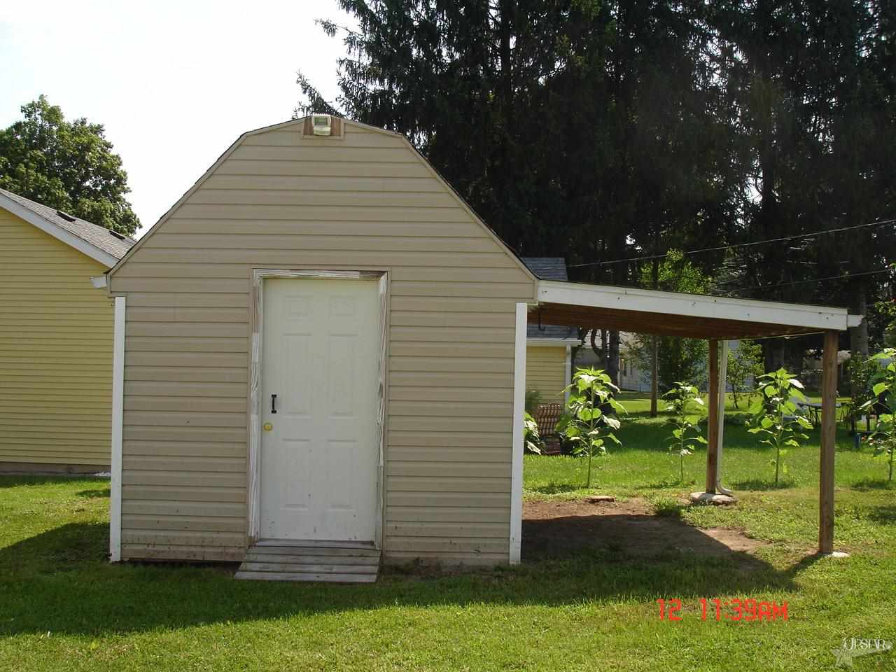 2711 Fairoak Dr, Fort Wayne, IN 46809 photo 3