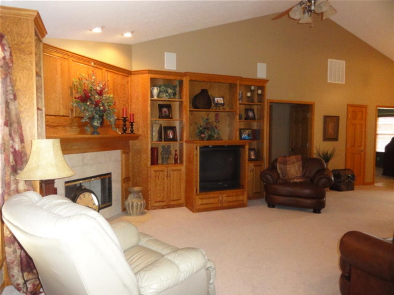 7343 S 300 E, Brookston, IN 47923 photo 5